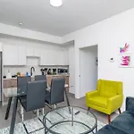 King Bed 2B 2Ba Oasis Minutes To Brickell 6 Guests