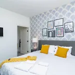 King Bed 2B 2Ba Oasis Minutes To Brickell 6 Guests